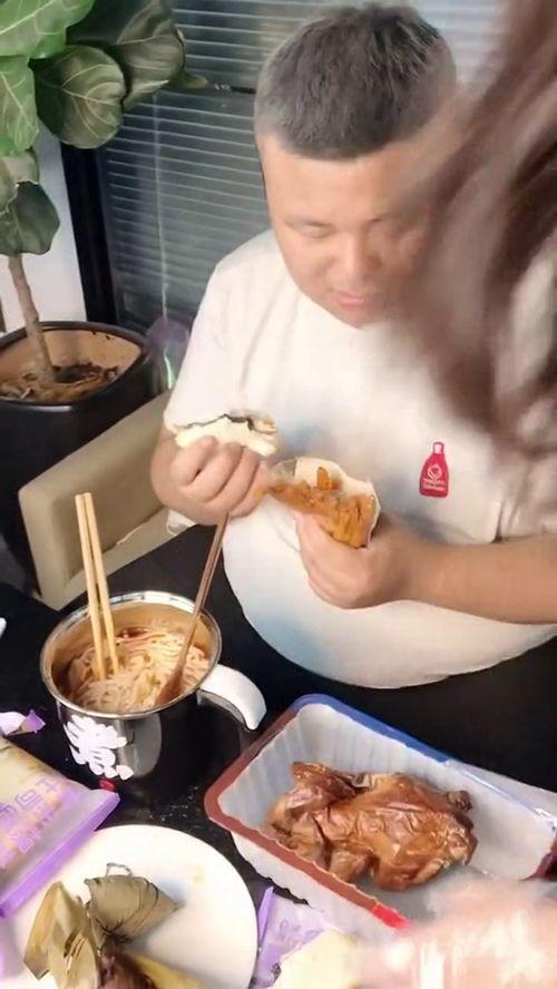 娱乐吃瓜酱试吃员是谁,揭秘幕后美食达人